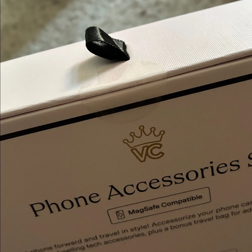 Velvet Caviar Phone Accessories Set - Hot Pink Leopard